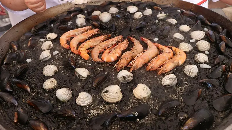 IX FESTIVAL DE LA PAELLA EN LA EXPLANADA DE LA UNIVESIDAD ANAHUAC NORTE. FOTOS Y VIDEOS: OMAR FLORES/EL SOL DE MEXICO